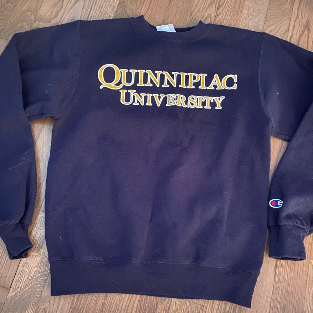 Quinnipiac champion sweatshirt!